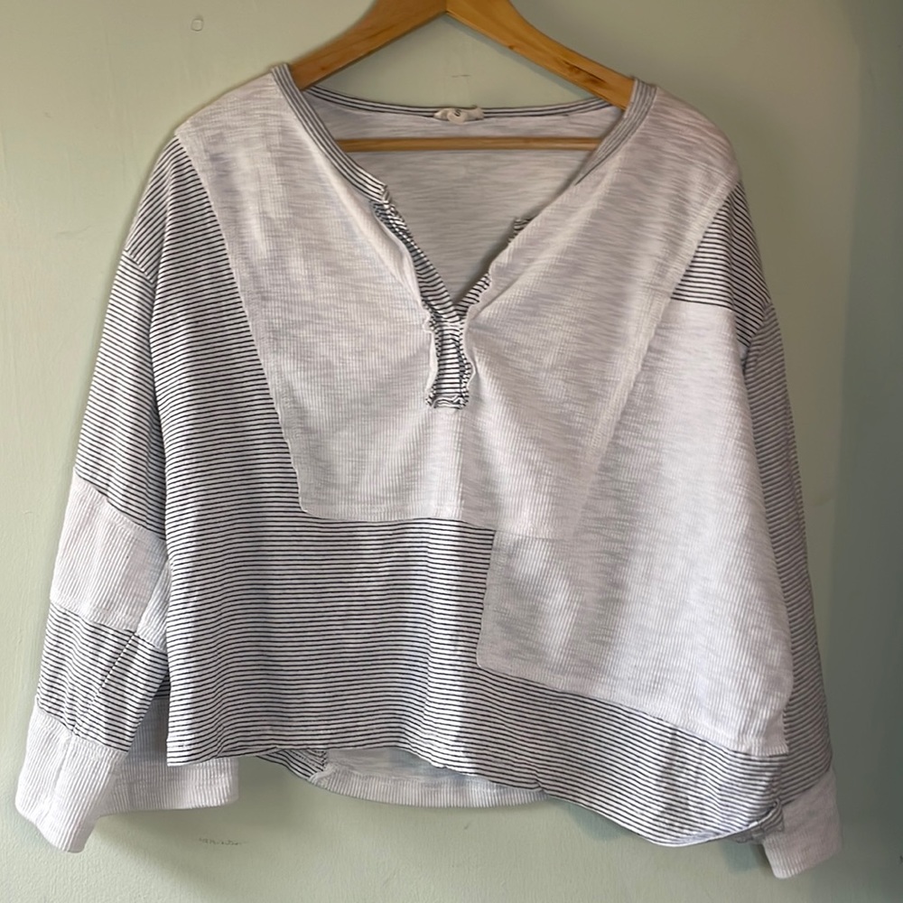 POL Cropped Long Sleeve Top